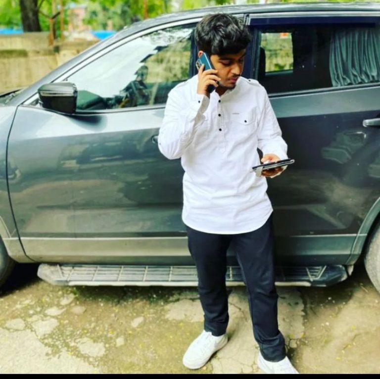 Gunatit Bhavesh Padhiyar