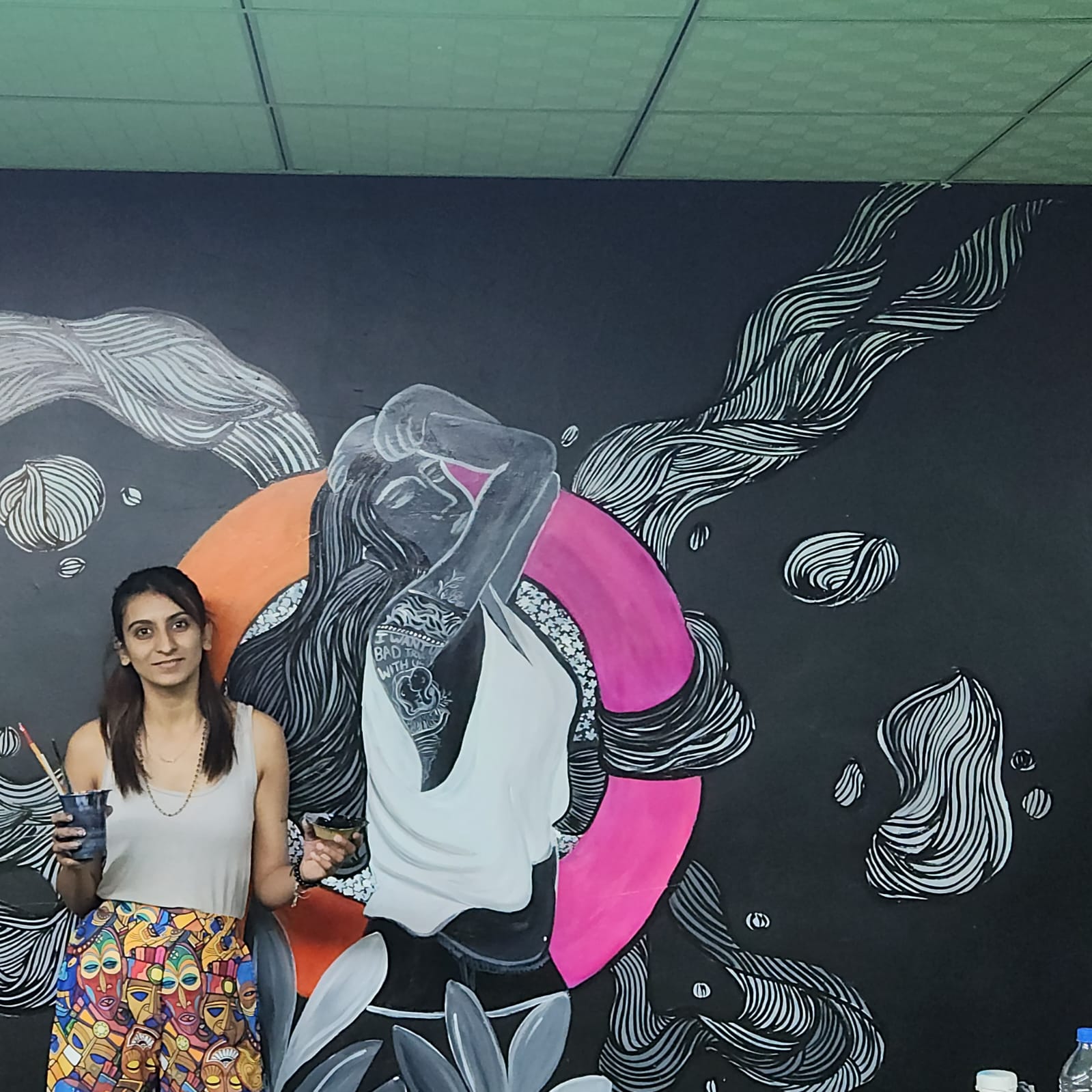 Namrata Kajiwala is an artist, she open An Art studio in Surat { Artopia Times} founded in 2018. Namrata Kajiwala
