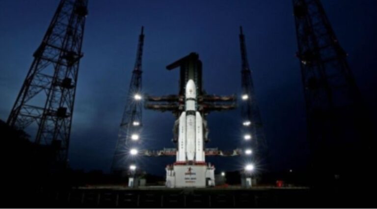 ISRO  returns the  Chandrayaan-3  booster  module to  Earth  orbit 