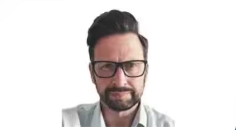 Beyond  the  numbers: How  artificial intelligence  is reshaping financial services 