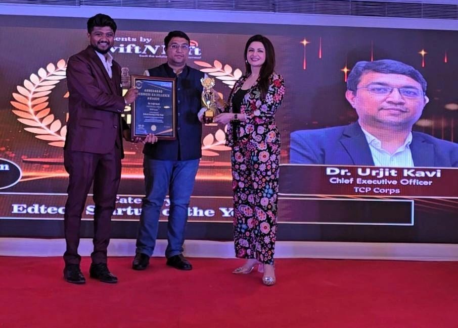 WhatsApp Image 2024-04-10 at 16.24.06 Dr. Urjit Kavi's