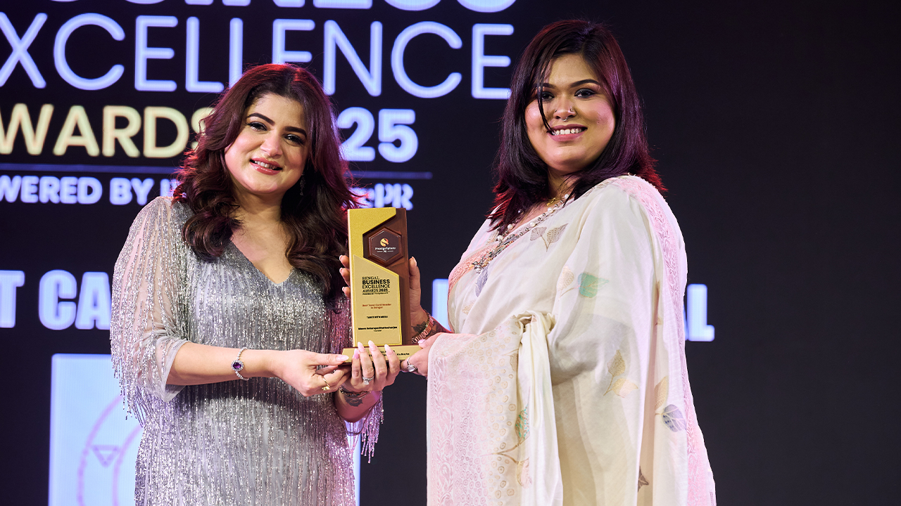Renowned Tarot Card Reader Meera Satarupa Bhattacharya Honoured with the Bengal Business Excellence Award 2025 Meera Satarupa Bhattacharya