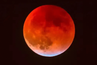 Blood Moon Spectacle