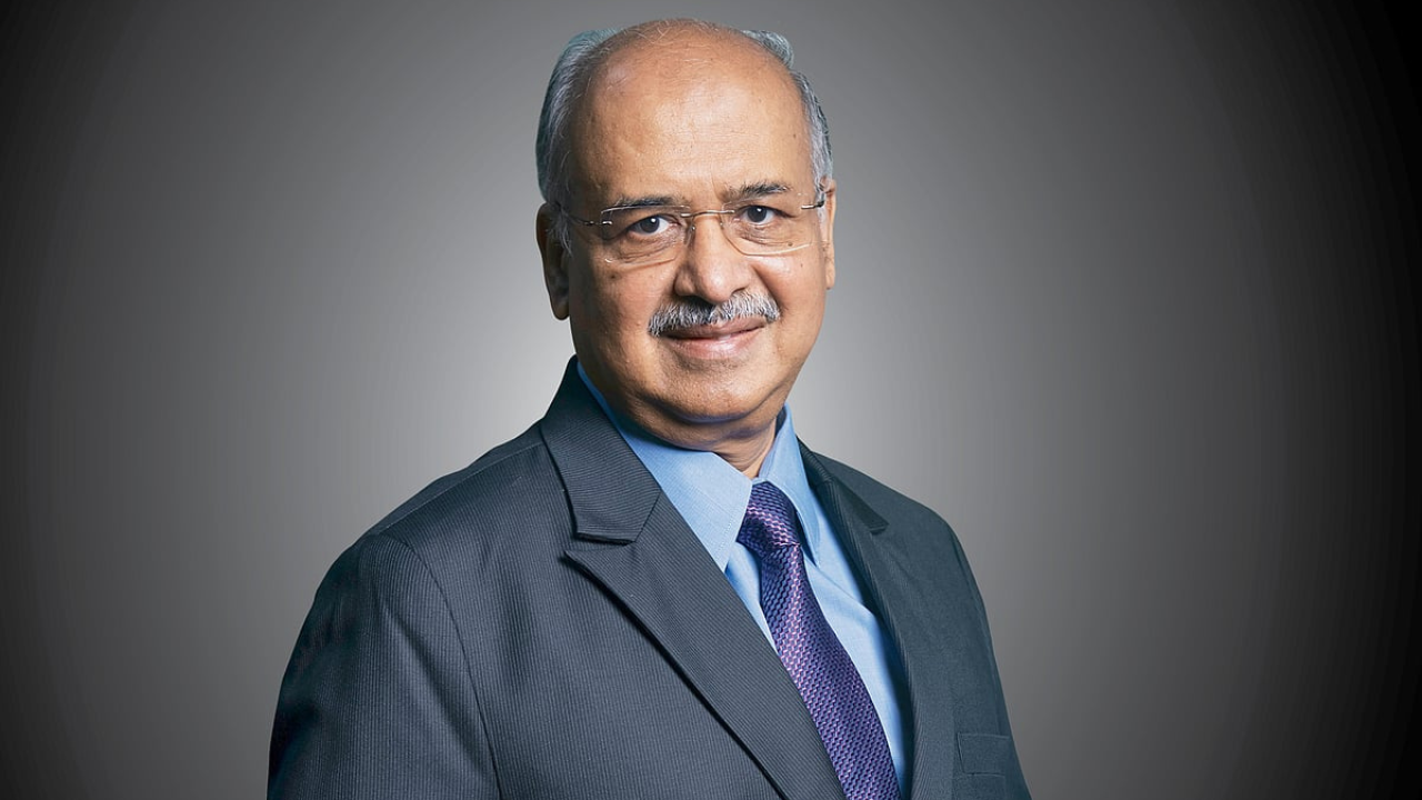 Dilip Shanghvi’s Journey from Small-Town Entrepreneur to Global Pharma Leader Dilip Shanghvi