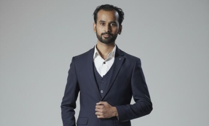 Dr. Ravi Thakur,